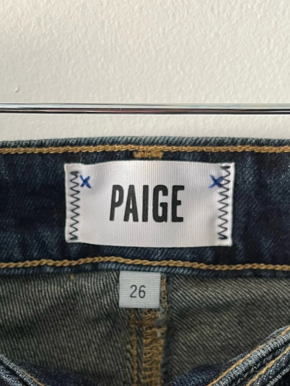 PAIGE: The Margo Dark Blue Denim Cutoff Shorts Sz 26